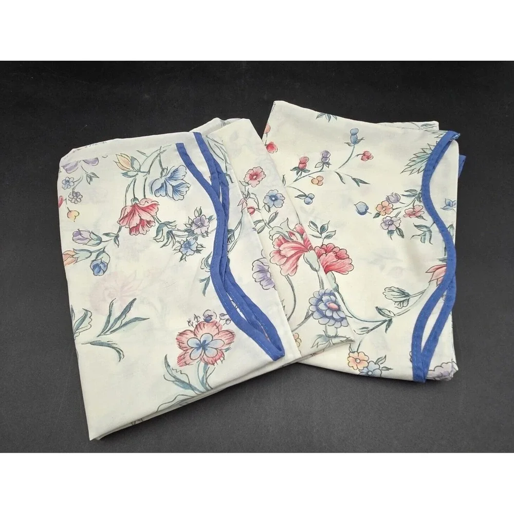 Pr Laura Ashley Pink Blue Floral Standard Pillowcases‎ One W/Manufacturer Flaw
